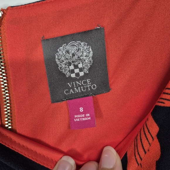 Vince Camuto Navy Women's 3/4 sleeve Dress With Gold Zipper closure Sz 8 - Picture 4 of 7